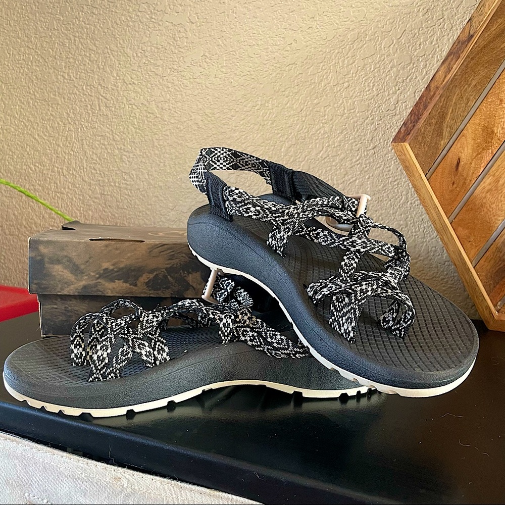 Chaco ZCloud x2 sandals ✨BRAND NEW✨ size 7